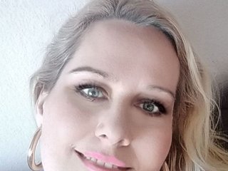 Chat video erotica SquirtyMaya