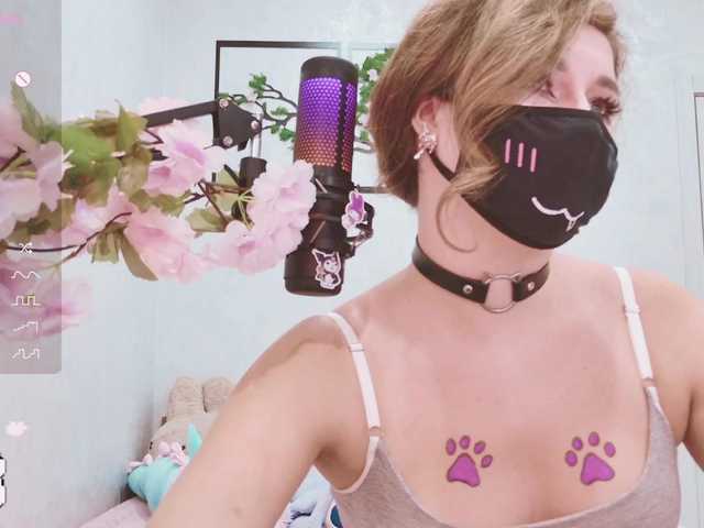 Fotografie Sallyyy Hello everyone) Good mood! I don’t take off my mask) Send me a PM before chatting privately) Domi works from 2 tokens. All requests by menu type^Favorite Vibration 100inst: yourkittyymrrCar assembly for a good mood @remain ❤️