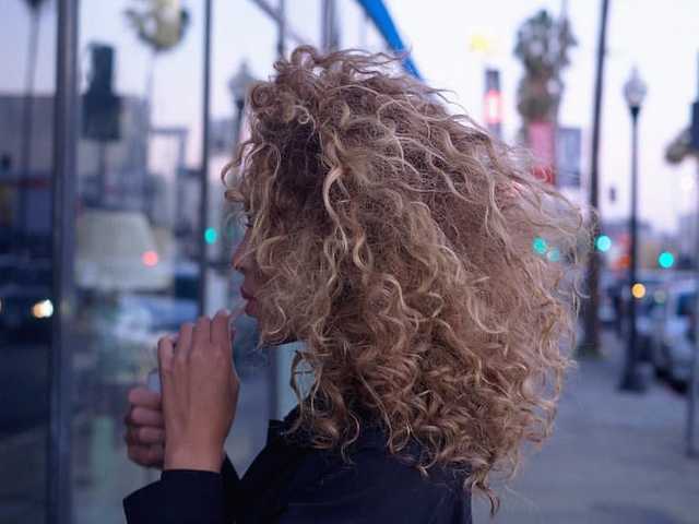 Foto profilo stacy-curly