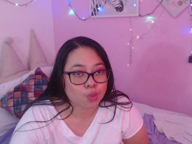 Screenshot di trasmissione Strongglizzy