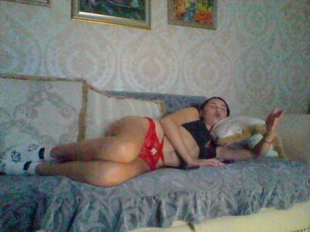 Fotografie Suflemilkypie hi boys i veery like u thanks for follow me =**** TODAY I SIT here UNTIL 18: 00. I recommend playing chatbots,I love them very much. Spank me on the ass 70 tokens, air kiss 70 tokens, put me crustacean 70 tokens, I will answer in BOS 70 tokens