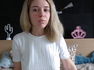 Fotografie Sexxxyloves ❤Make me happy guyys❤i want to play with you! need your love, guys #fountainsquirt help me cum? Make e TOP *1 1985