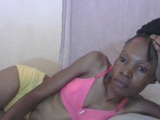 Chat video erotica Sweetpetite254