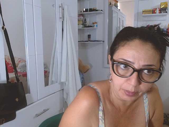 Fotografie sweetthelmax HAPPY YEAR dear members today is our last day of broadcast I hope it is not the last wish that there will be many more I appreciate your partnership during these 365 days # show cum # show squirts # boobs 65 # ass # 35 # blow job 45 "" "