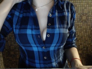 Fotografie SweetValeri Hi)) I look at your cameras, 20 tokens. Chest 50 tokens. Toy in private chat group
