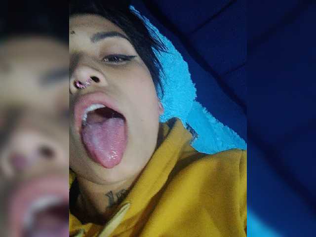 Fotografie terezza1 hey welcome to my room!!#latina#teen#tattos#pretty#sexy#deep Throat#gaga#teen#sloppy#llong glove naked!!! finguer in pussy cum