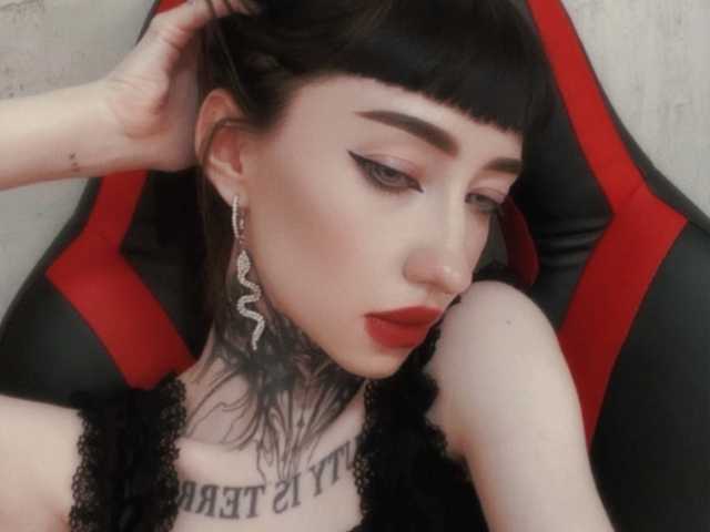 Foto del profilo ThinWhiteDuchess