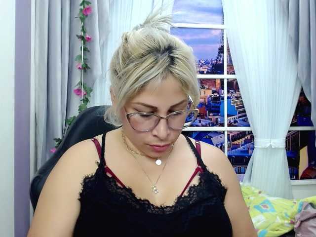 Screenshot di trasmissione ThirstyBusty