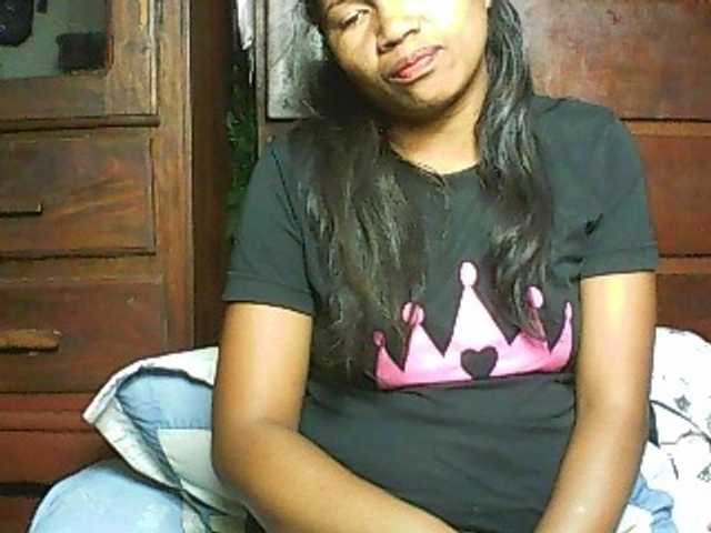 Screenshot di trasmissione TinahForyh