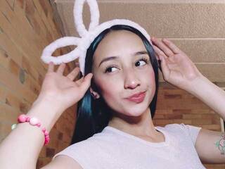 Chat video erotica tiny-cora