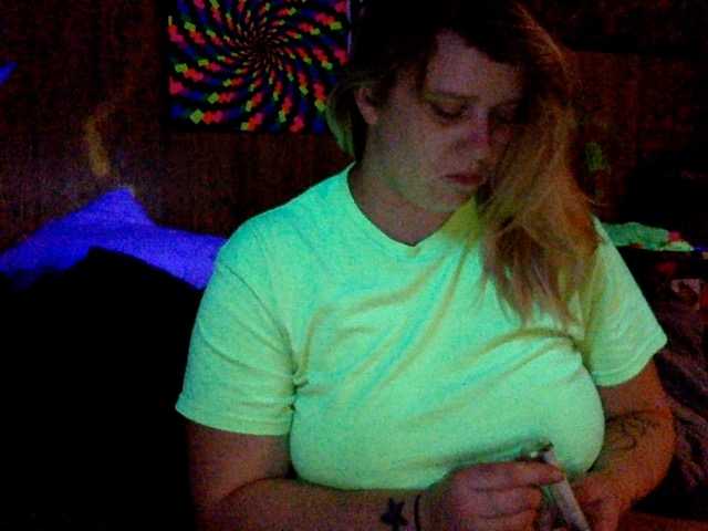 Fotografie Trashley420 RATE MY TITS! 1-10. plus u gotta tip me for every rate I get