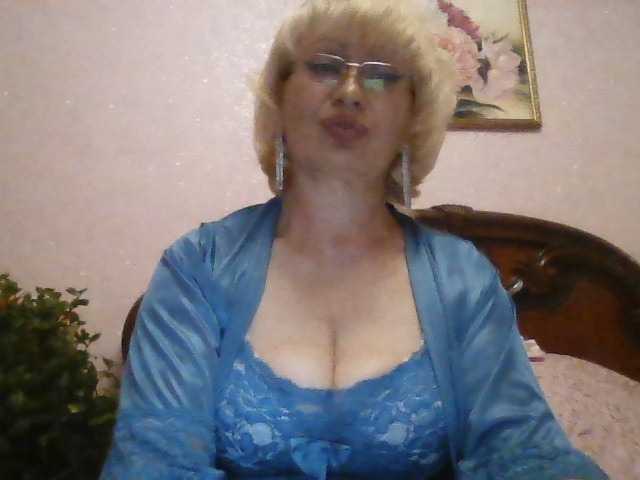 Fotografie _mamasita_ Greetings, my dears: * Welcome im my room. I will be glad to your attention and gifts :)