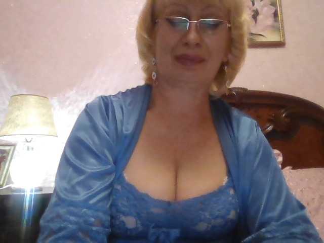 Fotografie _mamasita_ Greetings, my dears: * Welcome im my room. I will be glad to your attention and gifts :)