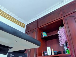 Chat video erotica ValkiriaContee