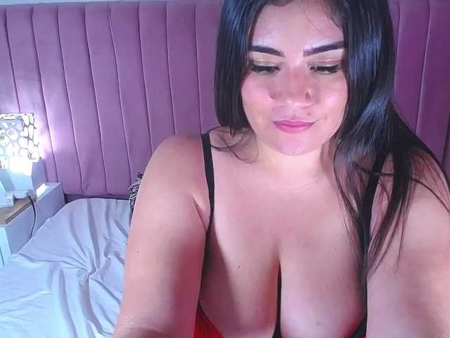 Fotografie VanesaJones hello guys im vanesa im new here ! i hope u enjoy with me this time come on and play with my tight and juice pussy #new #latina #bigbobs #bigass