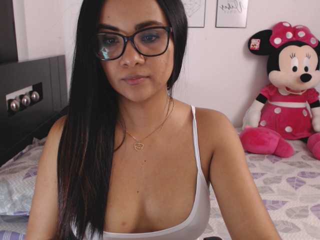 Fotografie Victoriadolff hello guys i am new here i want to have a nice time .... naked # latina # show pvt