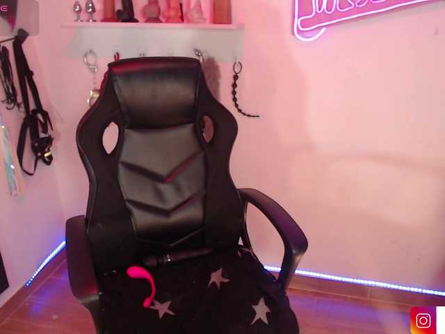 Screenshot di trasmissione violet-queen