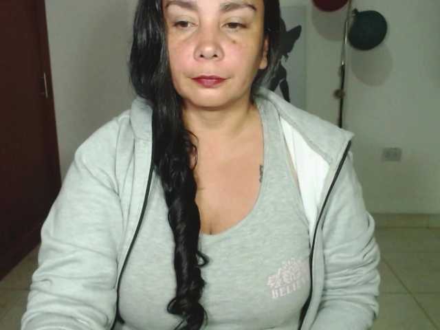 Screenshot di trasmissione vivian-milf-paint