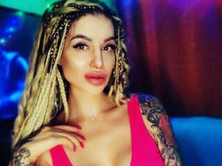 Chat video erotica wild-amazon