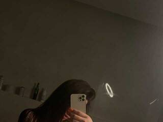 Chat video erotica YanaShyy