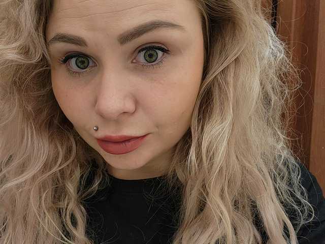 Foto del profilo YourFunnyBlondiee