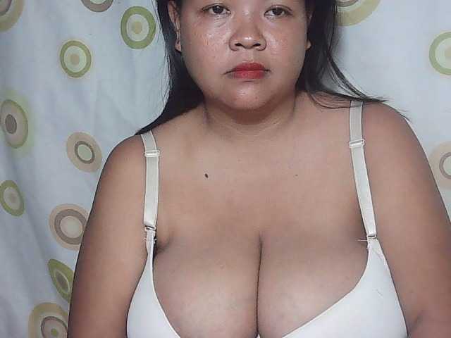 Screenshot di trasmissione yummytits28