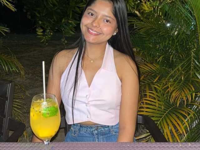Foto del profilo ZashaFoxxy