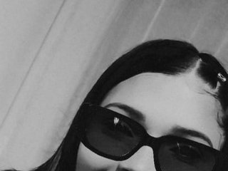 Chat video erotica zoe-tay