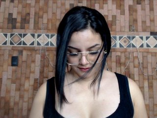 Fotografie ZoeBennett Hi, guys. Good day❤* This is my first day ,let's have fun, guys. - Multi Goal: Every 444 goal's: CUMSHOW ❤* #lovense #toy #dildo #ass #latina #bigtits #bigboobs #bigass #blowjob