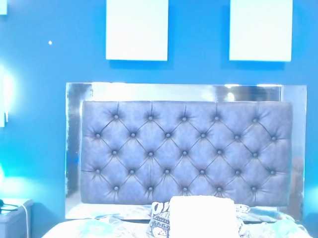 Screenshot di trasmissione ZOEDELACRUZ